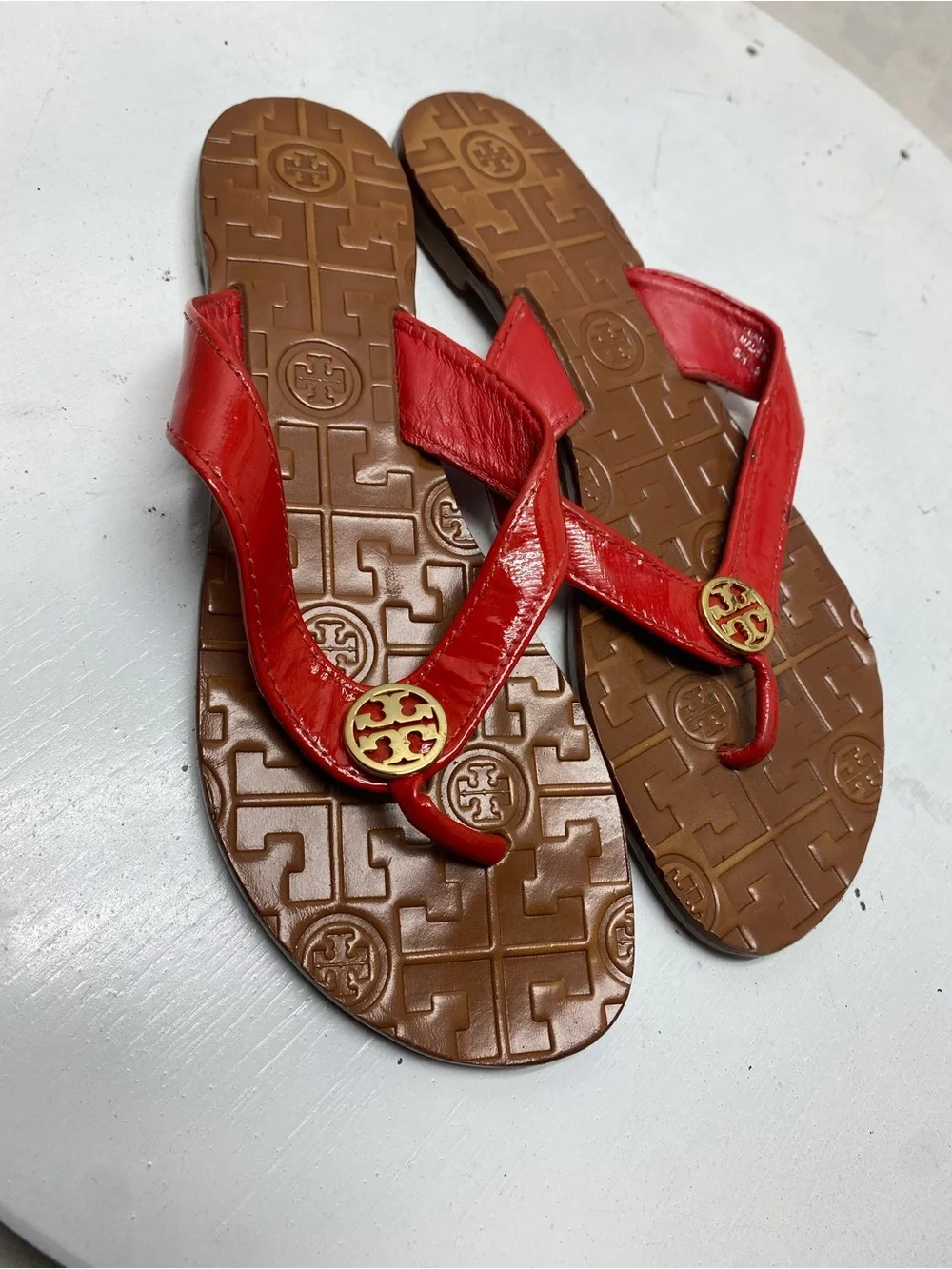 Tory Burch Thora Women’s Size 6 M Patent Leather Thong Flip Flops Flat Sandals